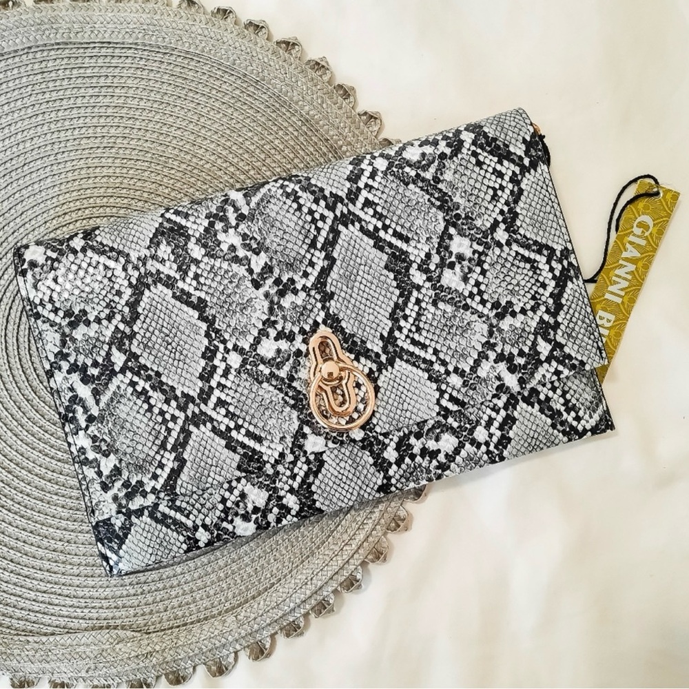 NWT GIANNI BINI snake skin envelope clutch crossbody gray and black